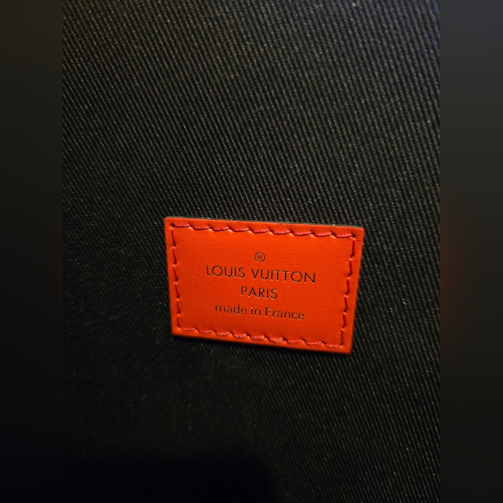Limited Edition Louis Vuitton Epi World Cup 2018 Pochette Jour GM Clutch Bag Red - Picture 14 of 15